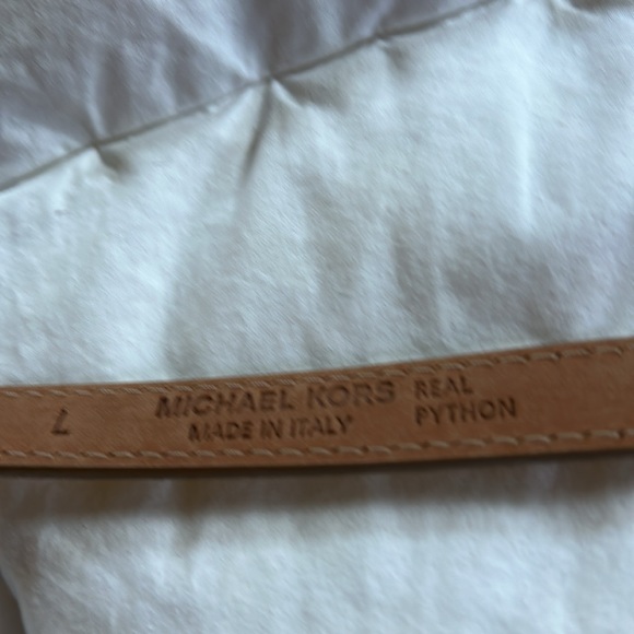 Michael Kors gold belt - Picture 3 of 3